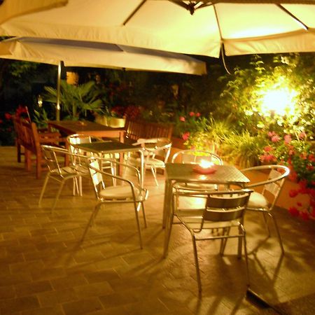 Locanda Villa Moderna Genoa Luaran gambar