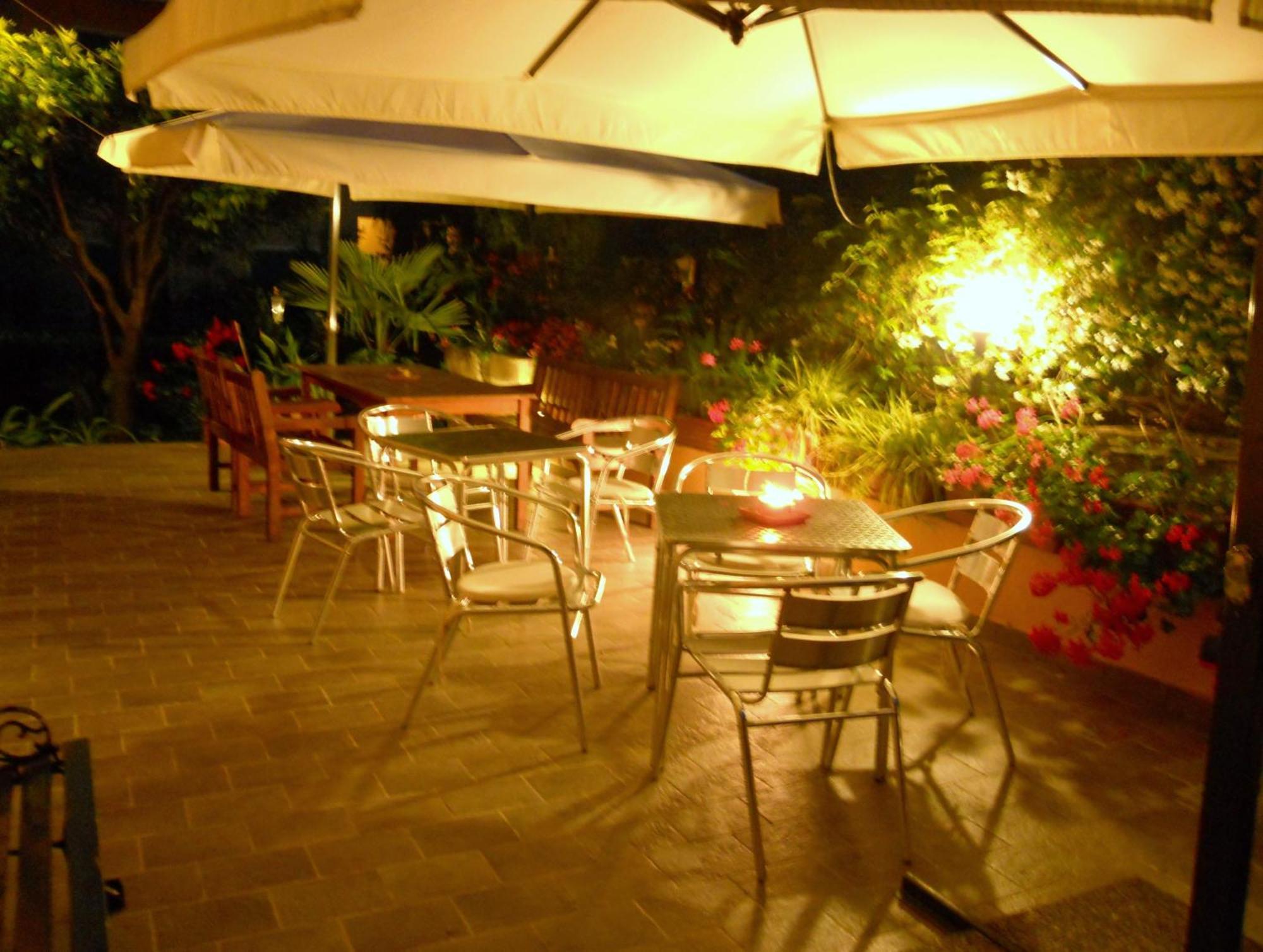 Locanda Villa Moderna Genoa Luaran gambar